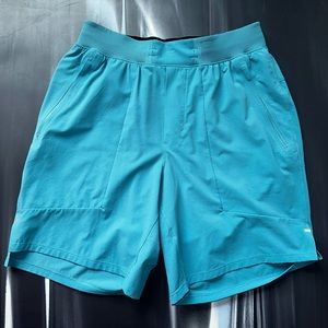 License to train short 7" Lululemon
